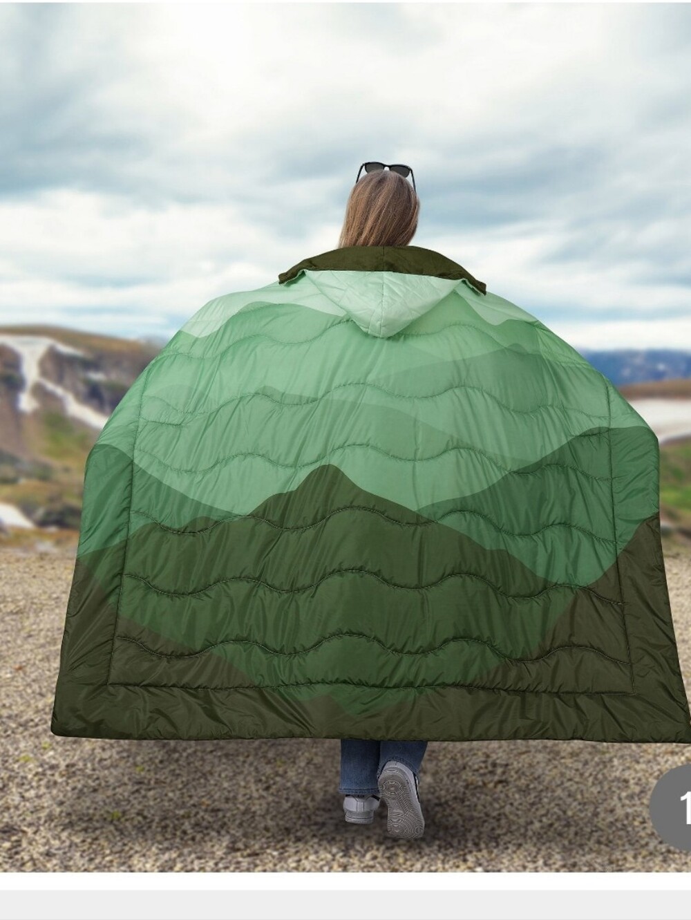 (6)Below Zero Wearable Blanket